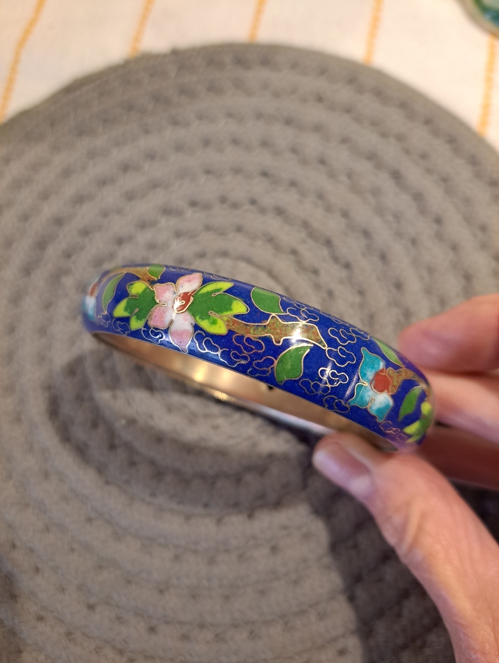 Vtg Chinese Cloisonne Blue Floral Bangle Bracelet 1/2 inch